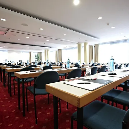 Intercityhotel Hotell