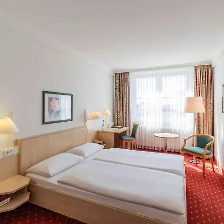 Intercityhotel Szálloda