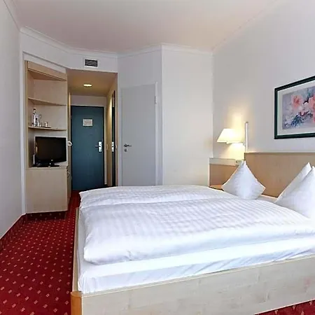 Intercityhotel Hotel 4*