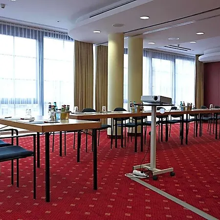 Intercityhotel Hotel