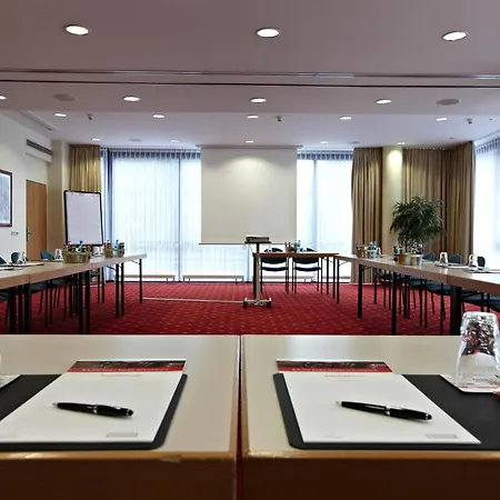 Intercityhotel Szálloda Schwerin