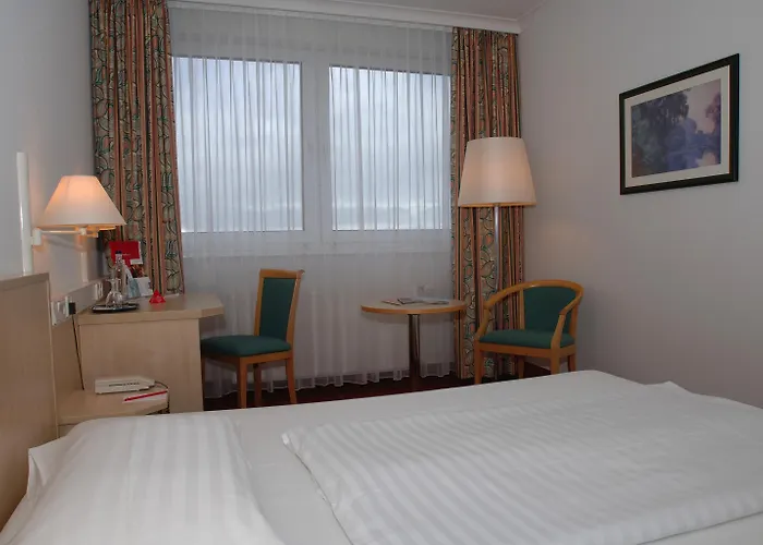 Hotell Intercityhotel 4*