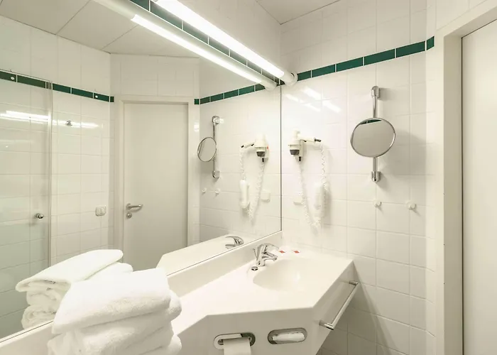 Hotell Intercityhotel 4*